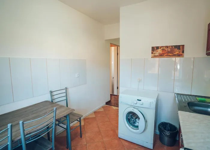 In The Center Apartment *